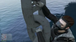 AssaultonATT16-GTAOe-ClimbingChain.png (2.41 MB) Climbing up the chain.