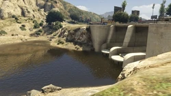 EastVinewoodSource-GTAV.jpg (92 KB) Entrance at the East Vinewood drain structure.