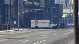 Second teaser in Drag Race - Playing Chicken.