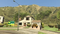 NightclubSellSearchForTheBuyer-GTAO-MirrorPark-DropOff10