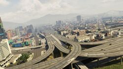 Interstate 5 intersects with Interstate 4 in Western Los Santos.