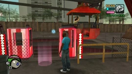 Standing on the pink mark, the Chunder Wheel will stop and you can get in to the Ferris wheel.