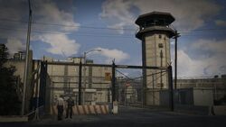 How to enter the prison in GTA 5?