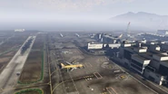 LSIA-GTAV-tarmac2.jpg (56 KB) Eastern view over the tarmac.