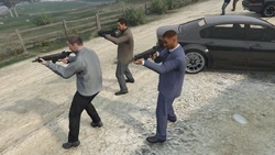 Rooftop Rumble-GTAO-Professionals at Destination.png (2.77 MB) The Professionals waiting.