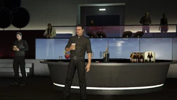 TheDugganRobbery-GTAOe-Finale-SS12.png (1.2 MB) The Duggans inside the private box.