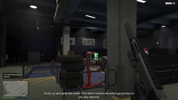 TheDugganRobbery-GTAOe-PlanningWork-VIPPass-SS5.png (1.03 MB) If alerted by the security cameras, the security guards will come after the player.