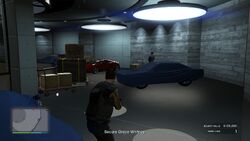 Take out enemies on the first floor.