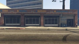 HayesAutoRepairShop-Front-GTAV.jpg (35 KB) Prosperity Street and Boulevard Del Perro, Del Perro (front view).