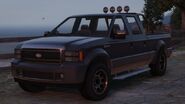 Sadler GTAV KC light rollbar variant