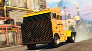 Hauler Custom.