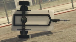 SmallGeneratorTrailer-GTAV-Underside