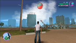 KeepieUppyBeachBall-GTAVC-Gameplay