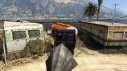 Hooking up a fuel tanker to the Phantom Wedge.