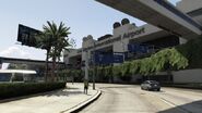 LSIA-GTAV-exterior5.jpg (60 KB) The lower road leading to the terminals.