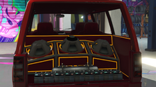 MoonbeamCustom-GTAO-Trunk-BigSubSpeakershelf