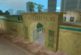 Archway entrance to InterGlobal Studios in Grand Theft Auto: Vice City.