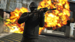 An Online player with the Heavy Shotgun.