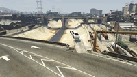 StuntJumps-GTAV-Jump31-EastVinewoodRiver-Jump