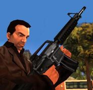Toni Cipriani using the M4 in Grand Theft Auto: Liberty City Stories.
