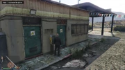 PayphoneHits-GTAOe-PhoneLocation-GrapeseedAbandonedGlobeOilStation-Phone