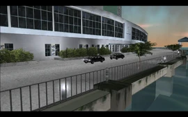 As the yacht sails away, two black Washingtons speed down to Pier 1's gate.