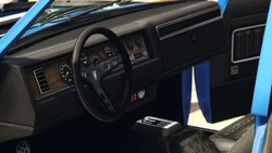 Warrener-GTAV-Inside