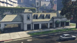 Benefactor-Gallivanter Dealership, West Vinewood, Los Santos.