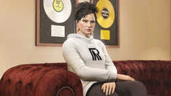 GTAOnlineBonusesMarch2022Part2-GTAOe-RecordAStudioClothing.jpg (287 KB) Record A Studios Merch advert.