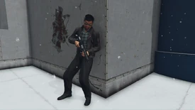 SecurityContract-GangTermination-GTAOe-TriadLieutenants-LieutenantOnboard.png (2.24 MB) A Lieutenant on the vessel superstructure.