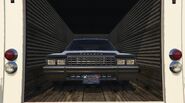 Benson-GTAV-StoringEmperor.jpg (91 KB) An Emperor being carried in a Benson's cargo bay