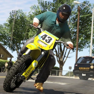 where to buy motorcycle helmets gta 5