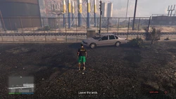 TheCluckinBellFarmRaid-GTAOee-HitAndRun-LocationB-SS18.jpg (1.11 MB) Leave the area.