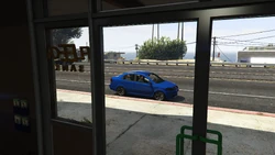 Arriving at the Fleeca franchise.