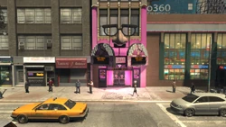 The Frankfort Avenue entrance to the Split Sides