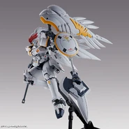 Mg-tallgeese-flugel (6).jpg (141 KB) MG 1/100 OZ-00MS Tallgeese Flugel EW (P-Bandai exclusive; 2021): Wielding Heat Halberd in left hand