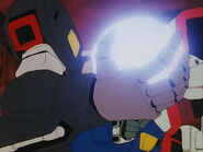 Gundam Spiegel using an energy ball