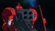 Moran (Megafauna Colors) aiming the Beam Rifle's Revolving Launcher