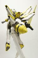 Artemie Gunpla 6.jpg (209 KB)