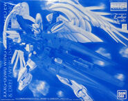 MG 1/100 XXXG-00W0 Wing Gundam Zero EW + Drei Zwerg (Special Coating Ver.) (P-Bandai exclusive; 2018): box art