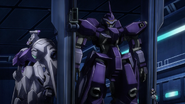 Gundam Kimaris (left) and Ein's Schwalbe Graze (right).