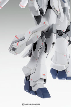 MG MSN-06S シナンジュ　SINANJU \"Ver.Ka\" Amazon.com: BANDAI Hobby MSN-06S Sinanju Ver. KA Titanium