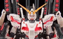 RX-0 FULL ARMOR UNICORN GUNDAM レッドカラー XXtoys Studio 1/35 RX-0 35 Full Armor Unicorn Gundam Red