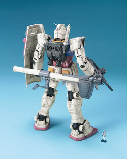 Amazon | MG ガンダム Ver.ONE YEAR WAR 0079 | プラモデル 通販