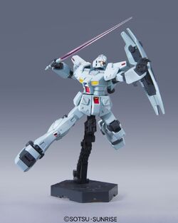 【特徴のあるモビルスーツ仕上げ】 HG RGM-79N GM CUSTOM RGM-79N GM CUSTOM | ぶんたさんのガンプラ作品 | ビルダーズノート