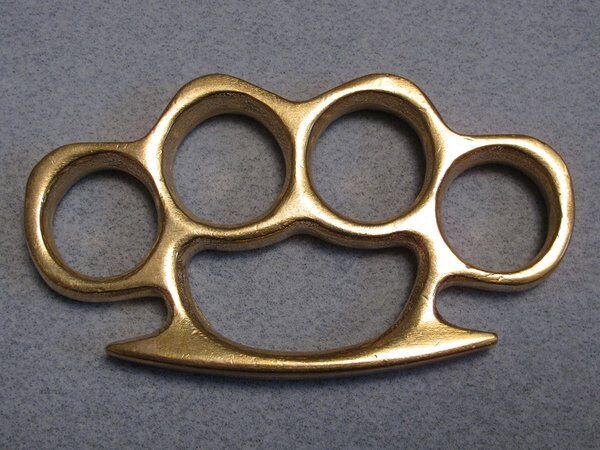 Brass knuckles (Fallout 3), Fallout Wiki