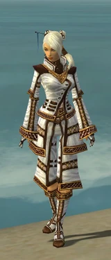 Monk Elite Kurzick Armor F dyed front