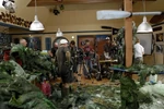 2x05 behind the scenes.jpg (409 KB)