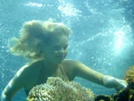 Emma-h2o-just-add-water-9321176-1024-768.jpg (182 KB)