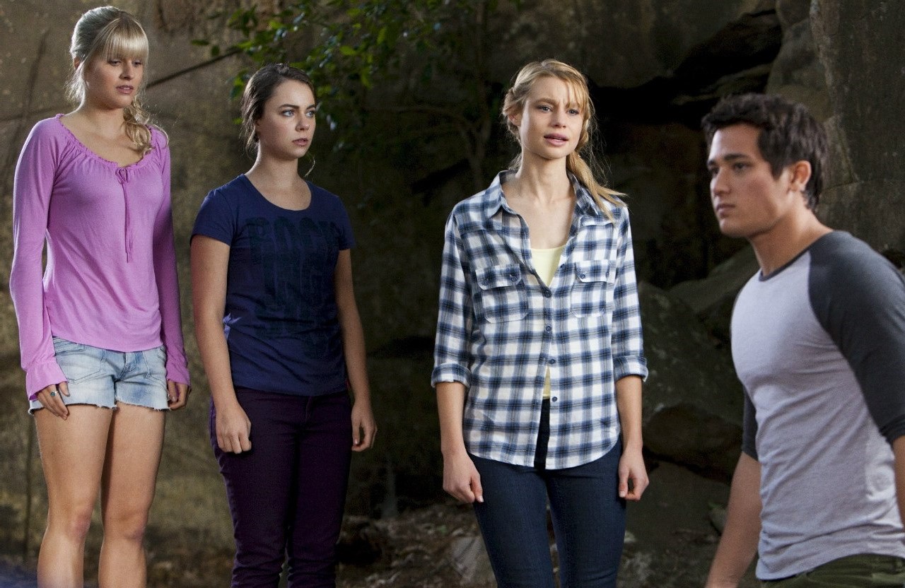 Mako Mermaids S1 E10: Zac Returns to Mako 